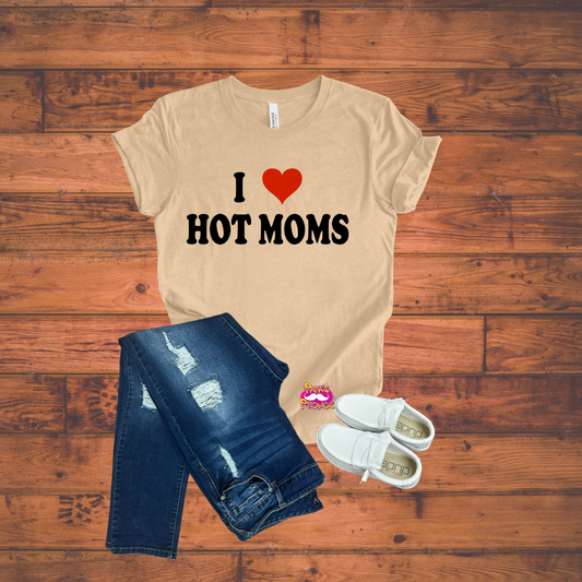 DTF Transfer - I Heart Hot Moms